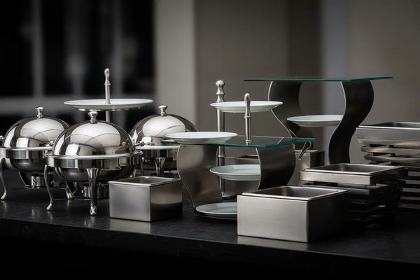 ➤ STANDS ET ÉQUIPEMENTS BUFFET