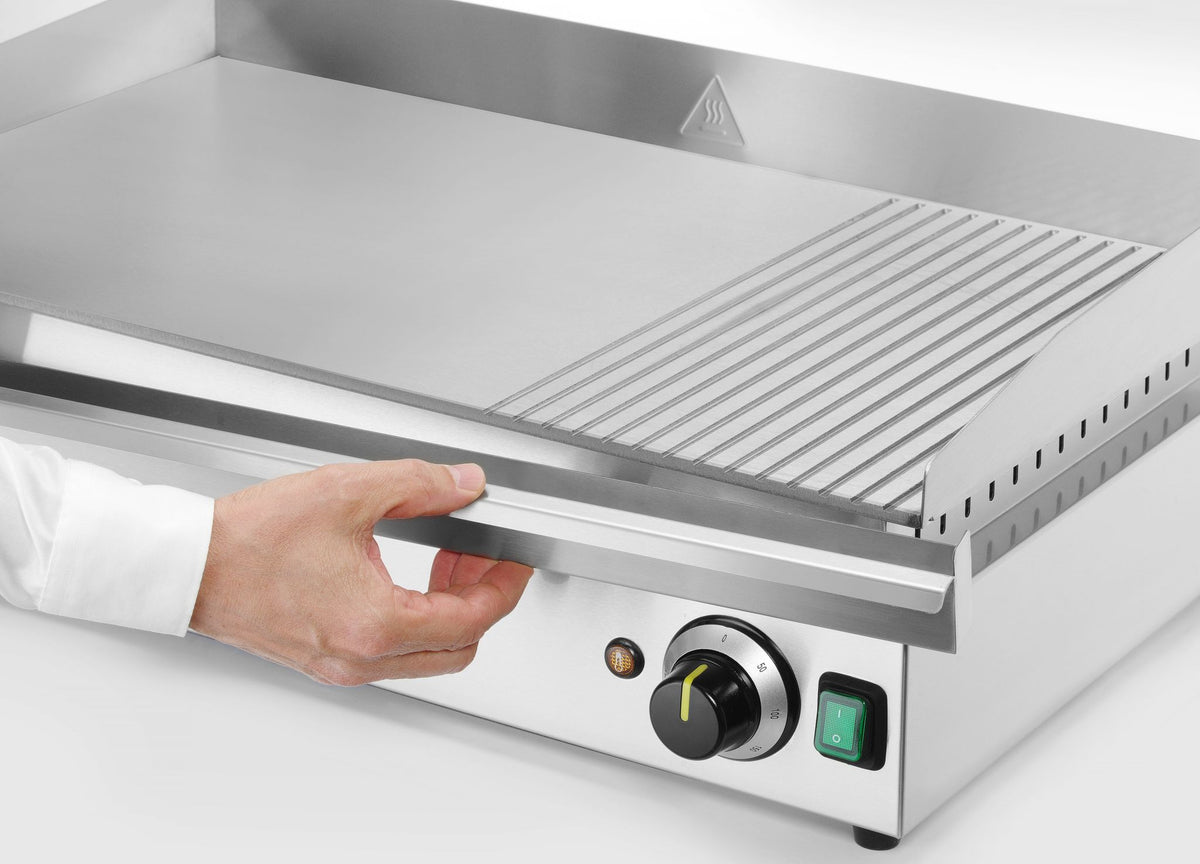 FRY TOP 1/3 RIGATA, HENDI, KITCHEN LINE, 220-240V/3500W, 697X474X(H)241MM - 154960