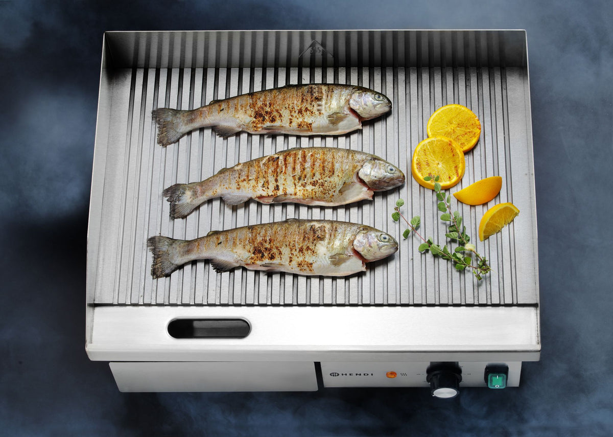 FRY TOP RIGATA, HENDI, BUDGET LINE, 220-240V/3000W, 550X430X(H)240MM - 154984