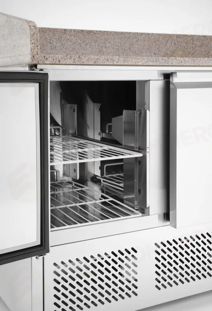 BANCO DA PIZZA CON TRE PORTE E VETRINETTA REFRIGERATA 380 + 40L ARKTIC 254L 230V/400W 1400X700X(H)