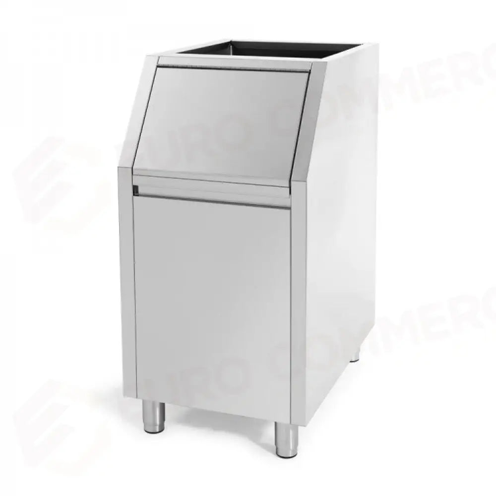 I BIN SONO ABBINABILI A TUTTI I PRODUTTORI DI GHIACCIO MODULARI. SONO DISPONIBILI NELLA VERSIONE CON CARROZZERIA IN ACCIAIO INOX CON VASCA INTERNA IN POLIETILENE E NELLA VERSIONE INTERAMENTE IN POLIETILENE. SONO DISPONIBILI ANCHE BIN CON CARRELLO ESTRAIBILE PER CONSENTIRE UN FACILE TRASPORTO DEL GHIACCIO ALLA POSTAZIONE DI UTILIZZO. - BIN110 - BREMA