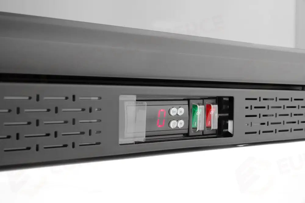 FRIGORIFERO PER BAR POSTERIORE A PORTA SINGOLA ARKTIC 86L NERO 220-240V/120W 500X530X(H)870MM