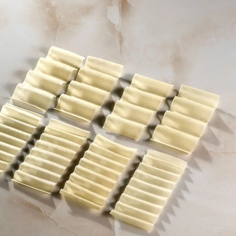 KIT ZIG ZAG COMPOSTO DA DUE STAMPI IN SILICONE FORMA SFOGLIA MM 250X250 – VERSIONE - GG081S - PAVONI ITALIA