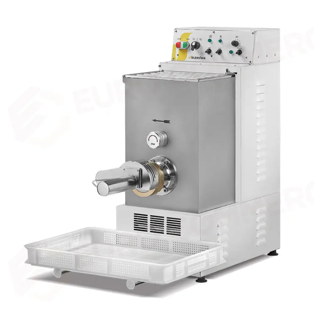 PRESSA PROFESSIONALE PER IMPASTARE ED ESTRUDERE PASTA FRESCA - TR 110 - KMP