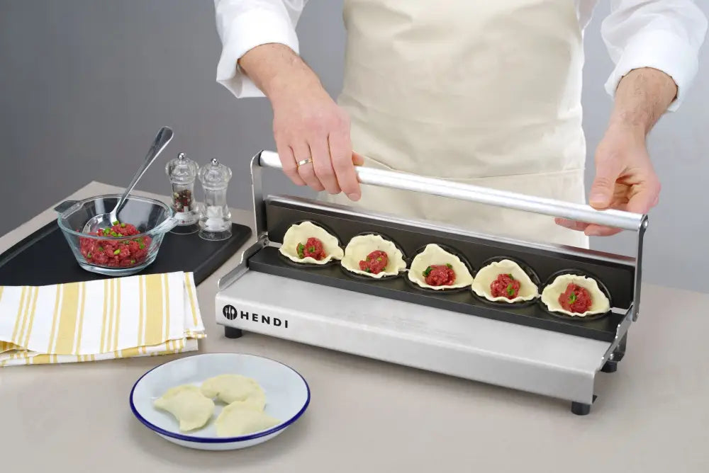 PRODUTTORE DI RAVIOLI. HENDI 470X140X(H)95MM - 230107