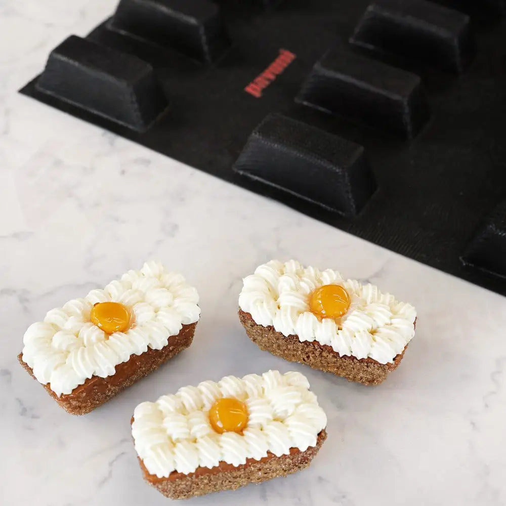 STAMPO FIBERFORM MM 600X400 24 IMPRONTE CAKE MM 80X30X30 H - VOL. ~ 55 ML - FB04 - PAVONI ITALIA