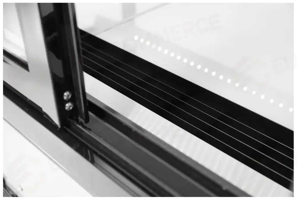VETRINE REFRIGERATE CON 2 RIPIANI ARKTIC 230V/500W 677X1824X(H)1230MM - 233467