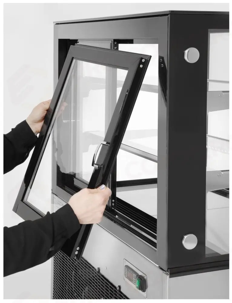 VETRINE REFRIGERATE CON 2 RIPIANI ARKTIC 510L 230V/490W 1524X677X(H)1230MM - 233375